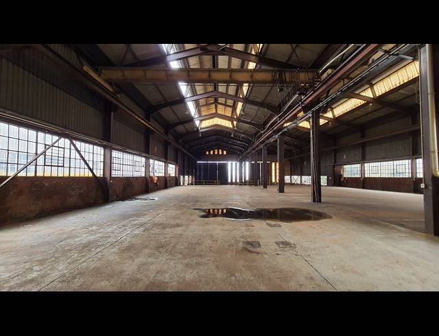 1,850M² WAREHOUSE FOR SALE IN CHLOORKOP